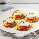 Keto Eggs Benedict Recipe
