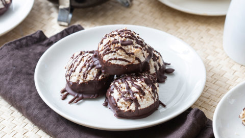 Keto Chocolate Dipped Macaroons Recipe