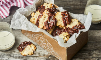 Chocolate Dipped Wafer Cookies Recipe