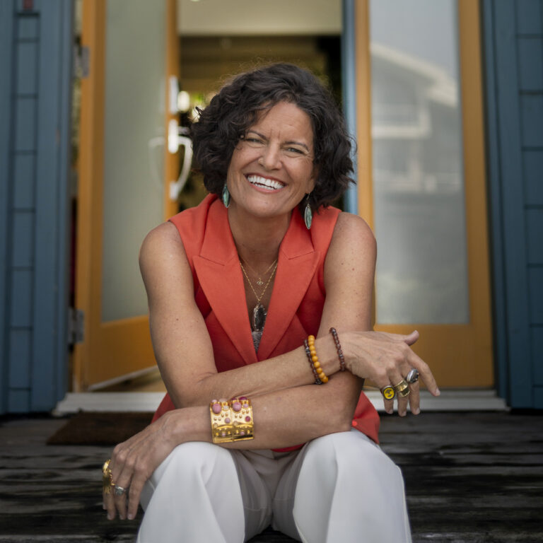 Blog Author Biography Dr. Mindy Pelz, DC